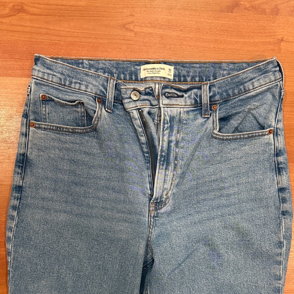 Abercrombie & Fitch The Ankle Straight Ultra High Rise / long length - Picture 3 of 8